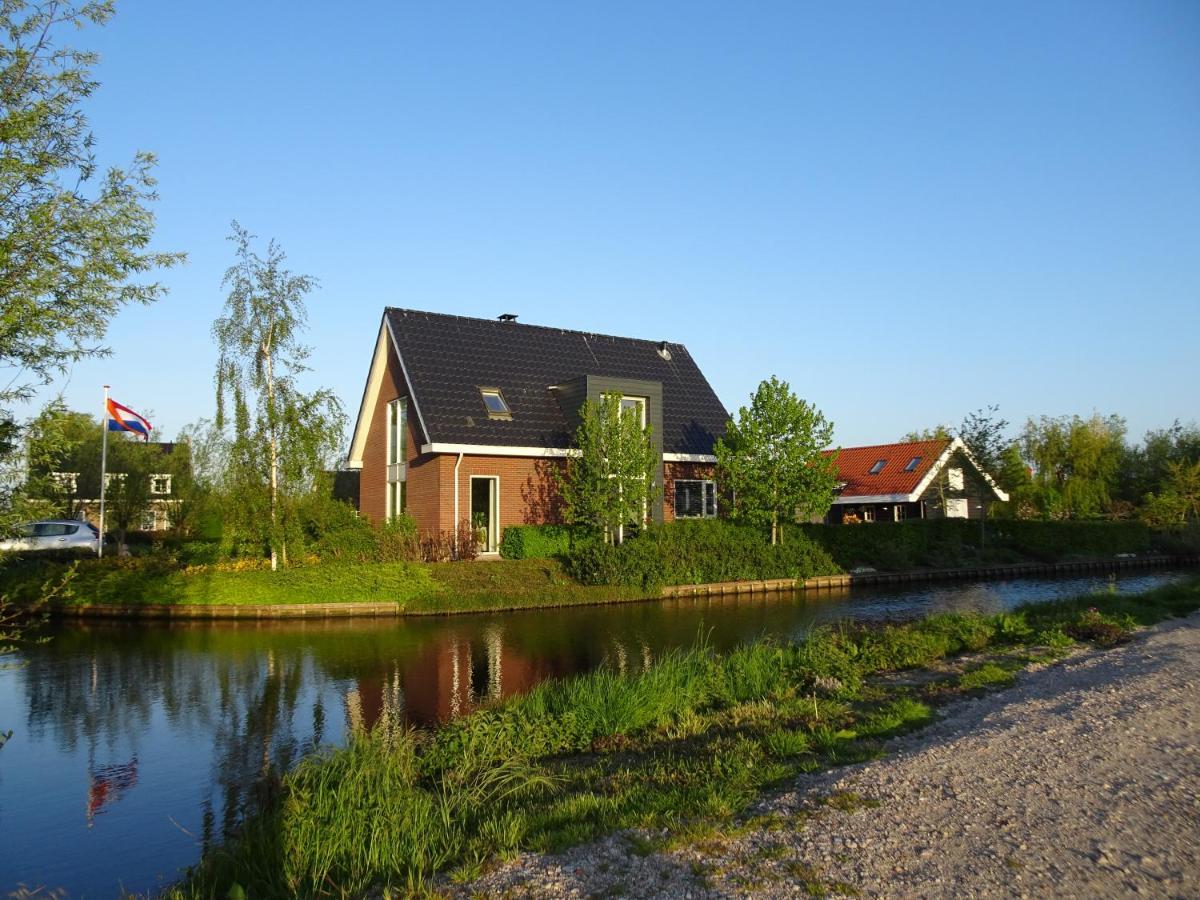 Bed and Breakfast De Kopstoof Lekkerkerk Exterior foto
